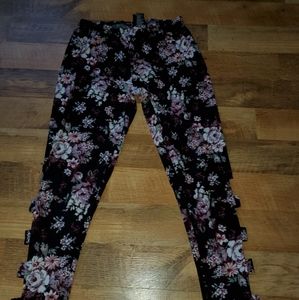 Kristen Nicole  Size L Floral Leggings